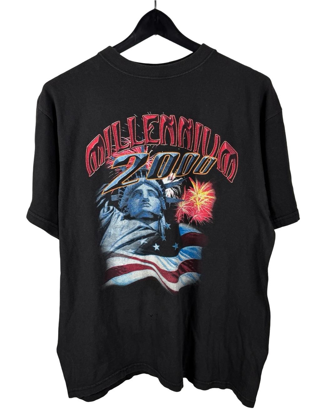 Vintage 2000 Millennium Statue of Liberty Rap Style Graphic Shirt Size L